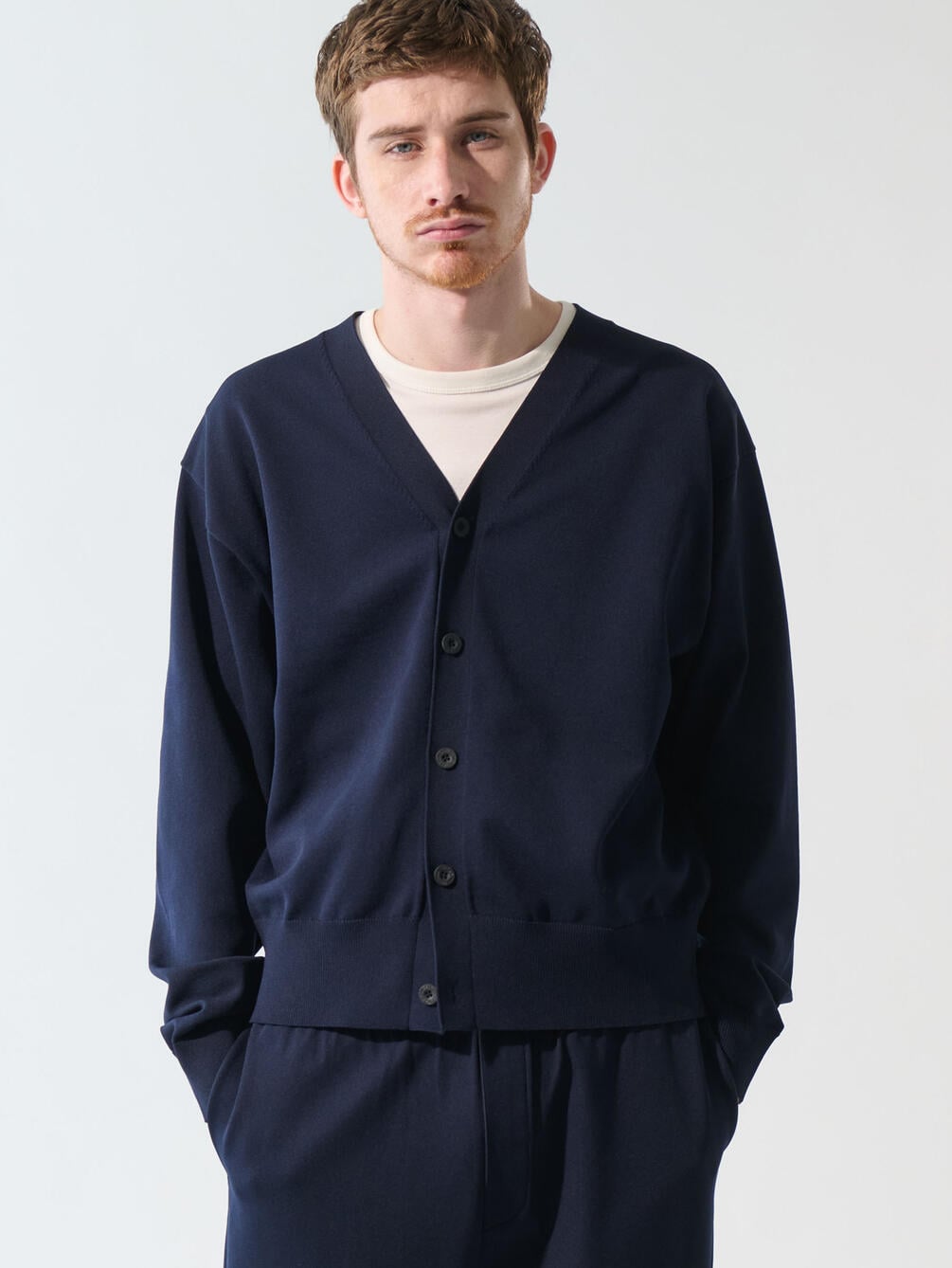 NEUTRALWORKS | 〈別注〉 Vネックカーディガン MEN